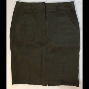 Size 4, Ann Taylor LOFT skirt. Olive Green