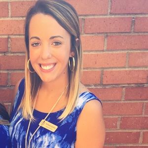 Meet your Posher, Michaela