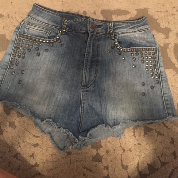 High waisted stud shorts