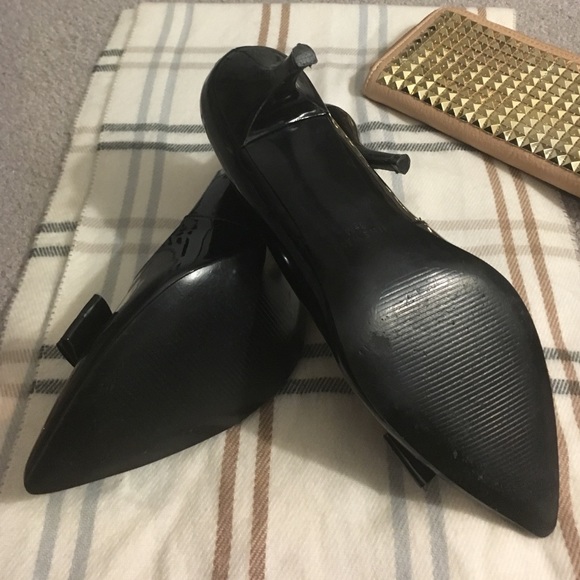 •{ n i n e  w e s t }• - Picture 3 of 5