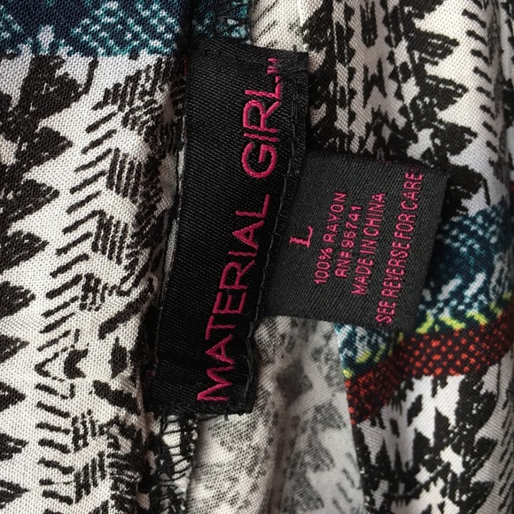 Funky Aztec Parachute Pants! - Picture 4 of 4