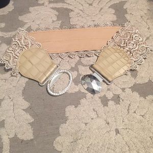 Cream lace belt