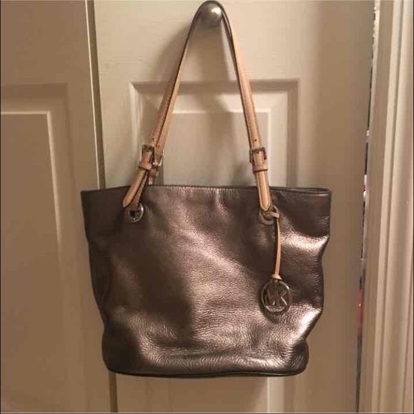 Michael kors tote