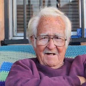 Meet your Posher, Maria elena