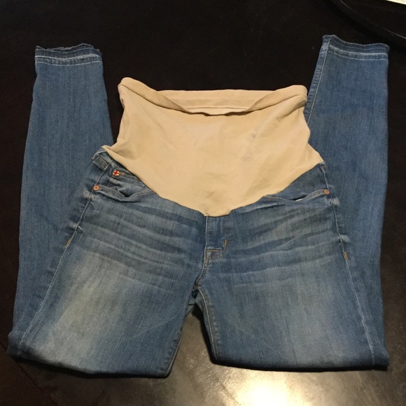 Maternity skinny jeans