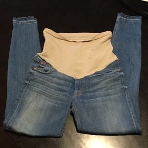Maternity skinny jeans