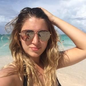 Meet your Posher, Maddie