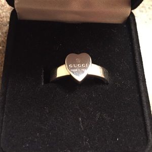 GUCCI Trademark Heart Ring