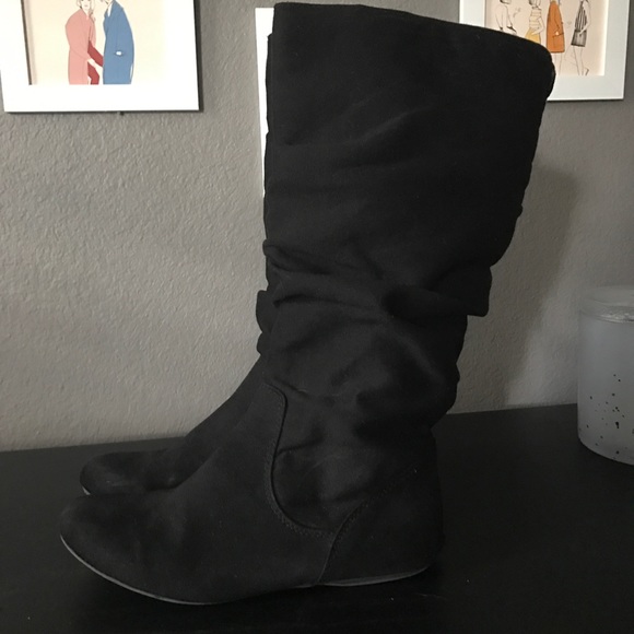 Black Boots
