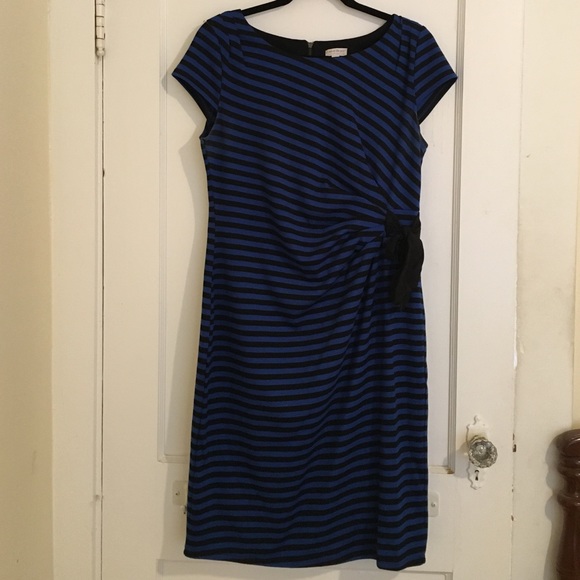 Pea in a Pod Maternity dress