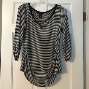 Black & white striped top