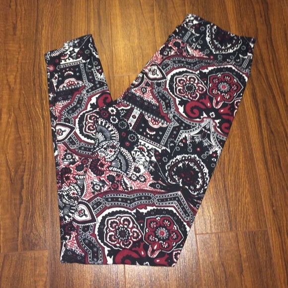 Mandala print bohemian buttery soft leggings