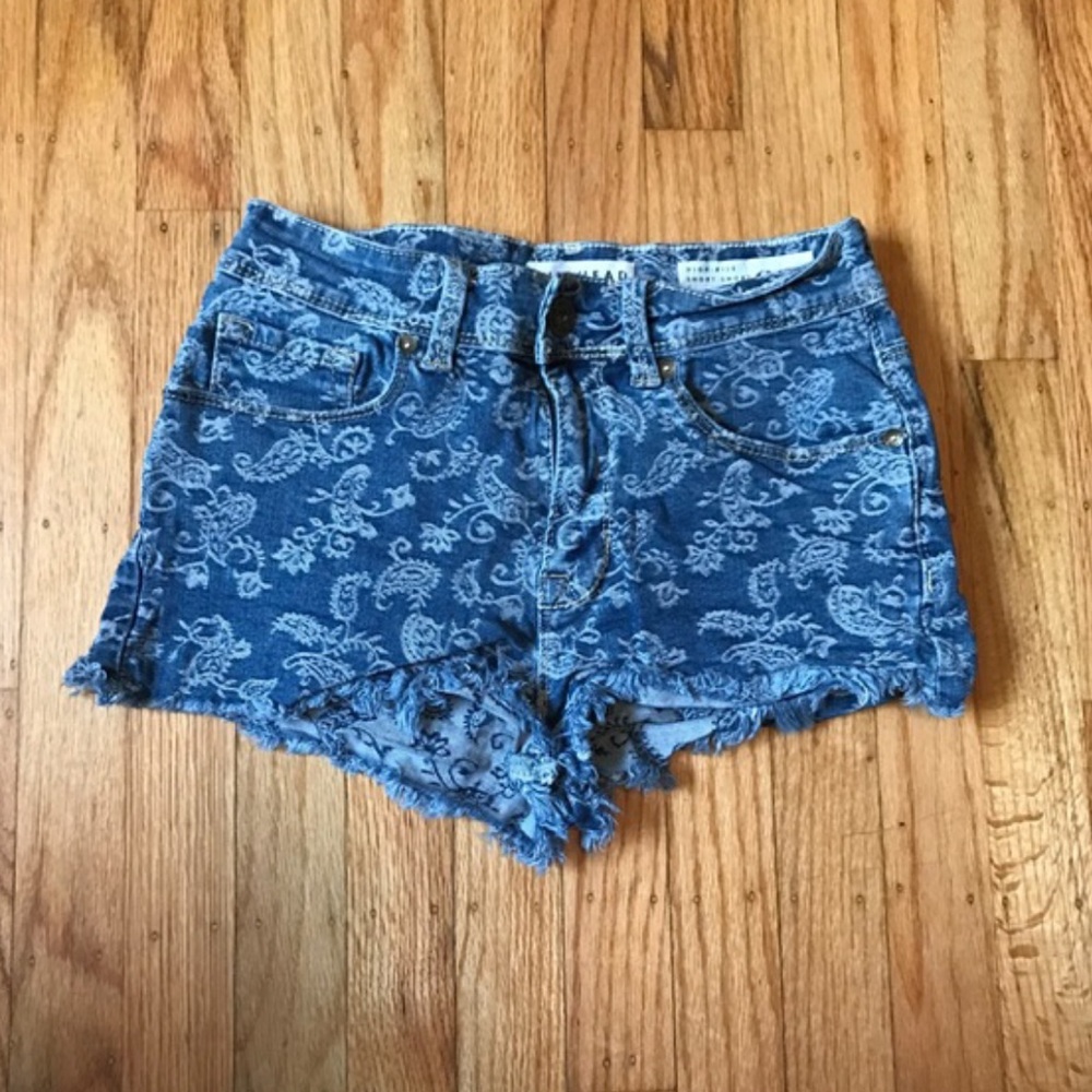 SOLD PacSun High-Rise Short Short