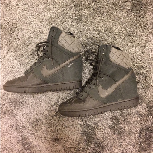 Nike Dunk Sky Hi Sneaker Boot 7.5