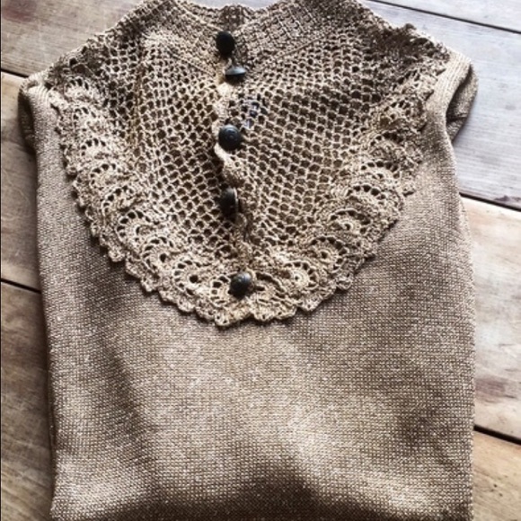 Dolce&Gabbana d&g gold sweater NWOT rp$425