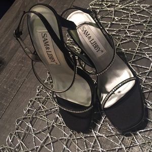 Sam & Libby size 6 open toe heels.