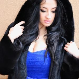 Meet your Posher, Arina