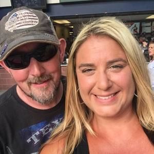 Meet your Posher, Jen