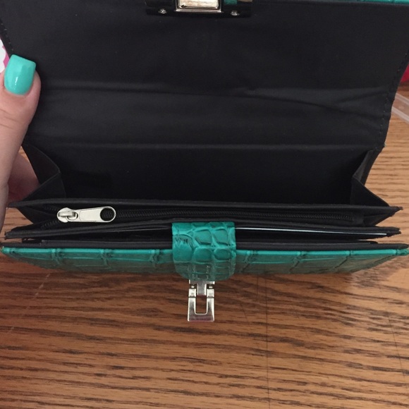 Wallet - Picture 3 of 4