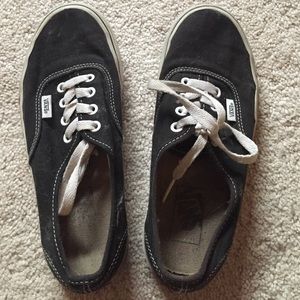Black vans