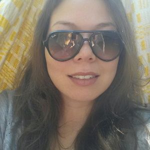 Meet your Posher, Celina