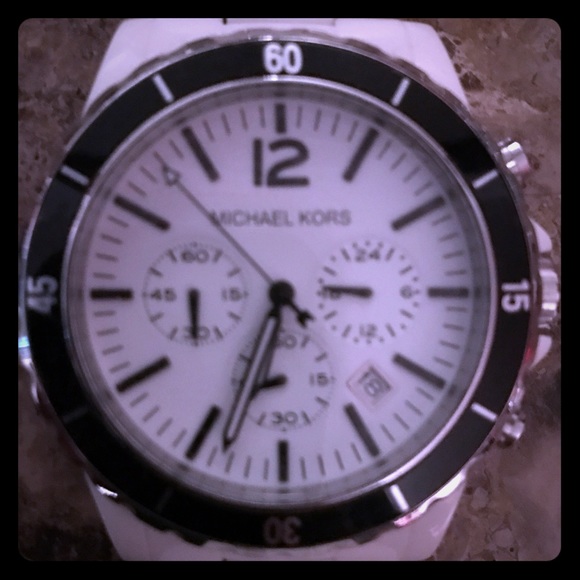 Men's white Michael Kors watch