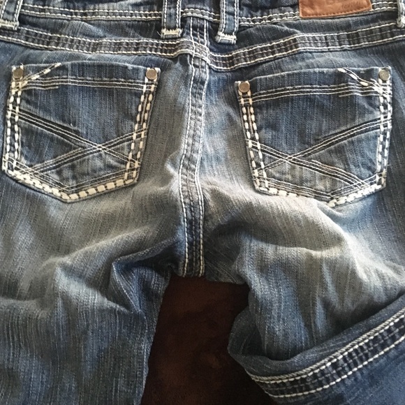 Jeans - Picture 2 of 3