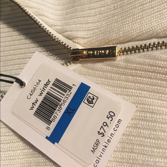 Winter Sweater for a casual outing - Picture 3 of 4