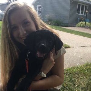 Meet your Posher, Annika