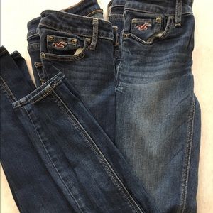 BUNDLE 2 pairs Hollister Skinny Jeans / Size 00R