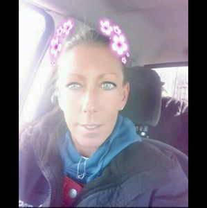 Meet your Posher, Candace