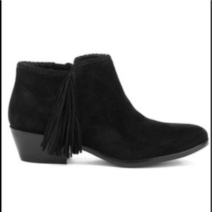 Sam Edelman Paige booties in black with fringe