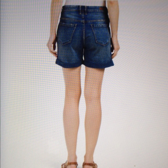 BlANK NYC jeepin Jeans short - Picture 4 of 4