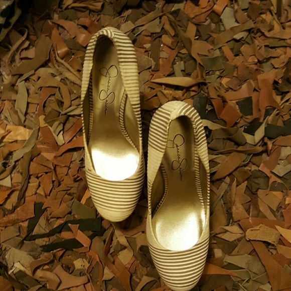 Shoes - Picture 2 of 2