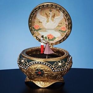 Anastasia music box