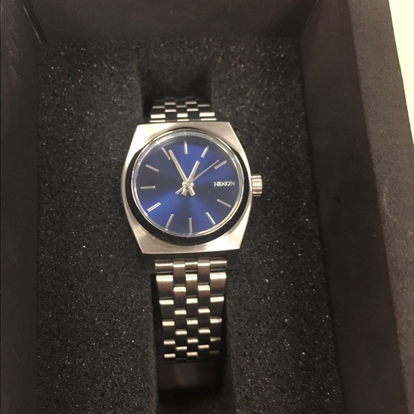 New In Box - Nixon Watch - Small Time Teller