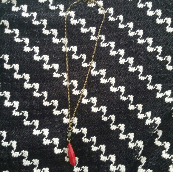 Red pendant necklace