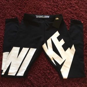 Graphic Nike Logo leggings. Full length. Size S