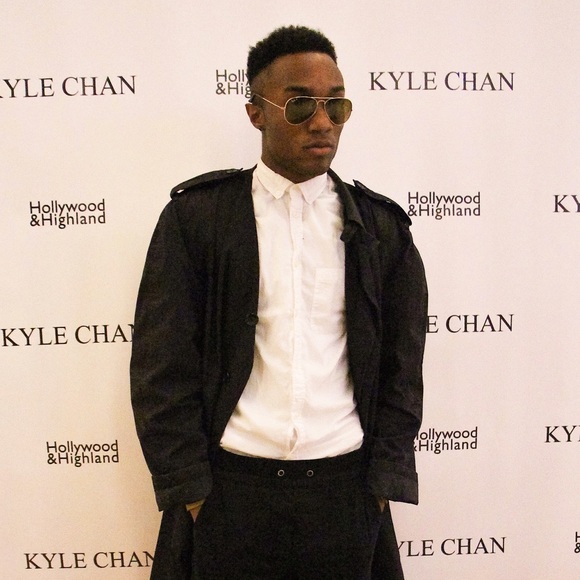 Meet your Posher, Cameron