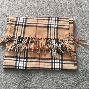 Burberry look a like scarf