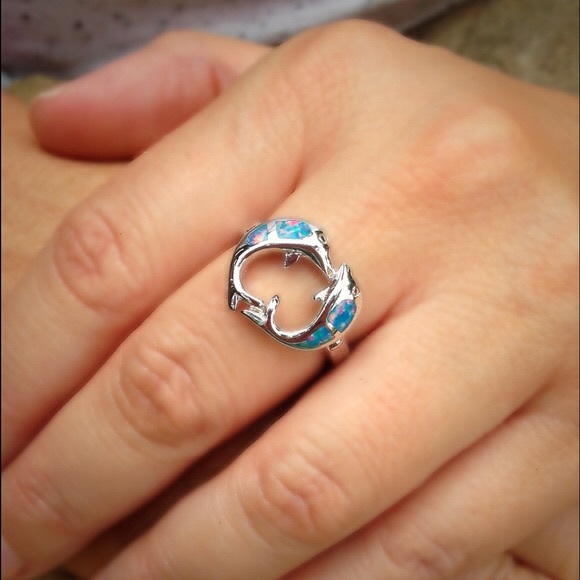 Sterling silver filled opal dolphin ring - Picture 3 of 4