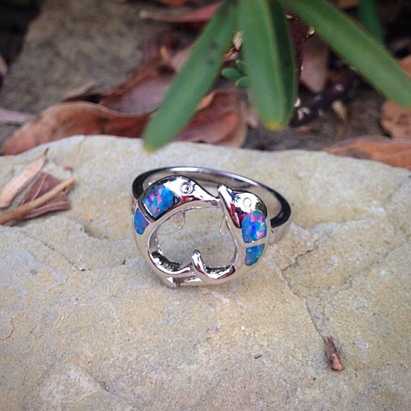 Sterling silver filled opal dolphin ring - Picture 2 of 4