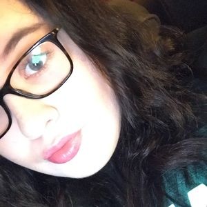 Meet your Posher, Lillyana