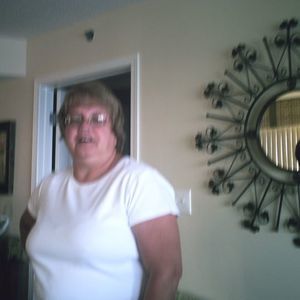 Meet your Posher, Debbie