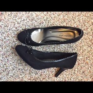 Comfort plus by predictions black heels!💕