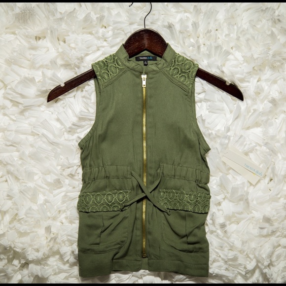 Takara Little Girls 5 Utility Vest