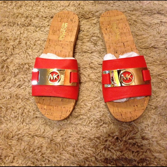 ✨women's Michael Kors slippers✨ - Picture 5 of 5