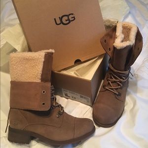UGG Australia- Gradin Woman's Boot
