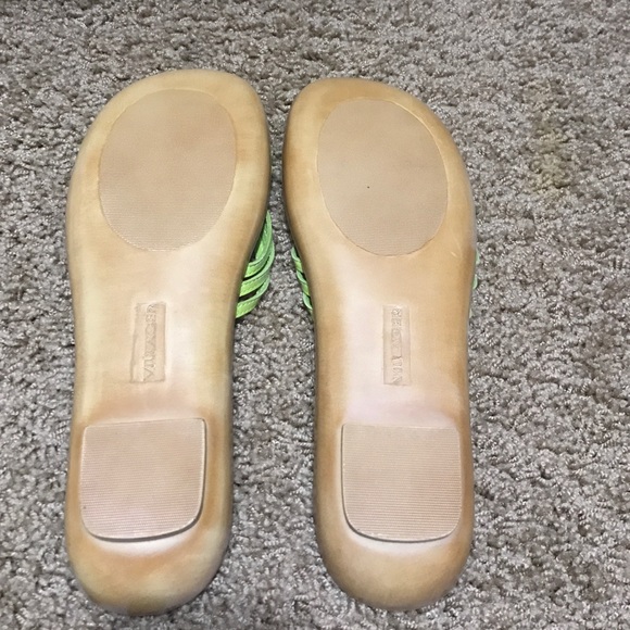 Slides - Picture 2 of 3