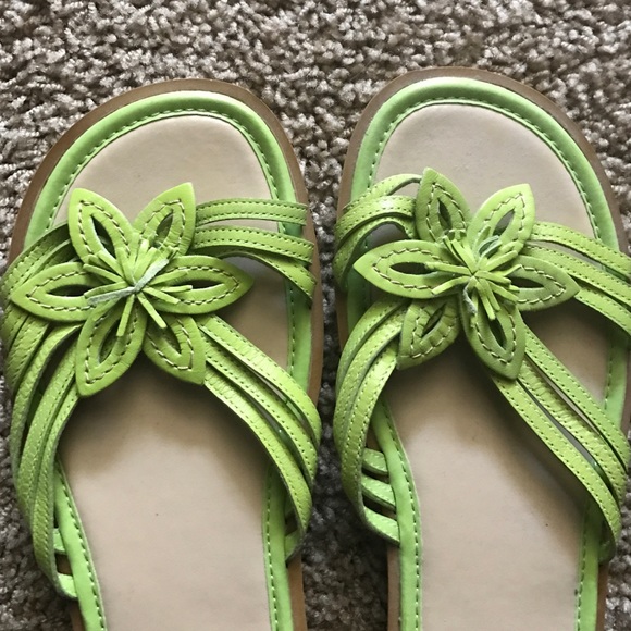 Slides - Picture 3 of 3